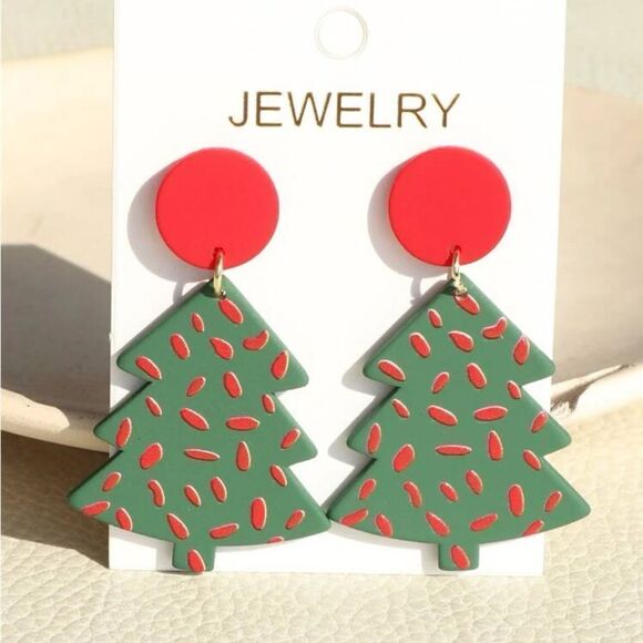 5 for $25 Christmas Tree 🎄 Earrings - Picture 1 of 6